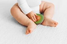 Oil Carol Teether Toy Art.227792 Avocado Прорезыватель для зубов  (натуральный каучук)