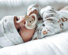 Hevea Stars Moon  Art.239418 Milky White/Mellow Mint anatomical 3-36 month