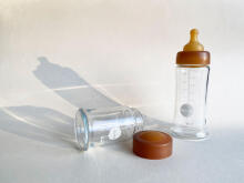 Hevea Glass Baby Bottle Wide Neck Art.478501 Stikla barošanas pudelīte 250ml,2 gab
