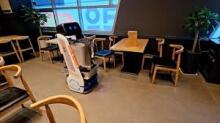 Keenon Robotics Restaurant Dinerbot Pro Art.T9 Умный робот-официант