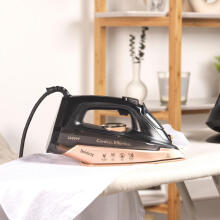 Beldray BEL0747NRGFVDE  2in1 Cordless 2600W steam iron