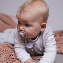 b.box pacifier for newborns and infants twin pack – symmetrical silicone pacifier 6 months+, Blush/Latte