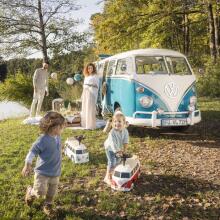 BIG VW T1 Ride-on Blue Camper Volkswagen Van