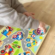TOOKY TOY Koka Montessori puzle Transportlīdzekļi ar atbilstošām piespraudēm