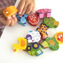 WOOPIE GREEN Wooden Threading Blocks Animals Farm 13 pcs.