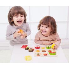CLASSIC WORLD MONTESSORI Набор для нарезки фруктов на липучке 20 предметов.