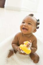 Pure Beginnings Kids Baby Wash Art.251277 bezziepju ādas mitrinošs, nomierinošs un atjaunojošs ķermeņa un matu mazgāšanas līdzeklis ar nomierinošu meža aromātu, 500 ml