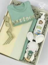 Pure Beginnings Kids Baby Wash Art.251278 bezziepju ādas mitrinošs, nomierinošs un atjaunojošs ķermeņa un matu mazgāšanas līdzeklis ar nomierinošu meža aromātu, 250 ml