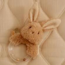 Little Dutch Ring Rattle Art.8414 Bunny Мягкая погремушка из хлопка  (100% натуральная)