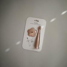 Mushie Flower Toothbrush  Art.2540031 Cambridge Blue pirmā zobu birste