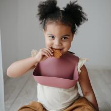 Mushie Silicone Bib Art.2500182 Sand  Baby bib made of 100% high quality silicone