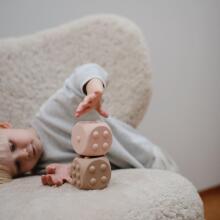 Mushie Dice Press Toy Art.100216 Силиконовая погремушка для моторики (100% натуральная)
