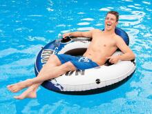 Peldēšanas krēsla gredzens 135 cm INTEX 58825