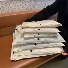 Home Company Dot Courier Bags Art.256051 Пакетик для запоковки 25x35 см,1 шт