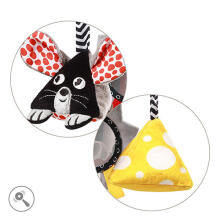 1678 CONTRASTING CAROUSEL MOUSE