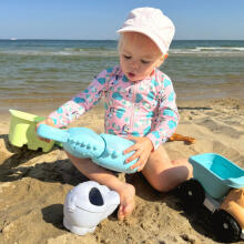 WOOPIE GREEN Sand Set with Bucket and Crocodile Shovel in Backpack 10 pcs. BIODEGRADABLE ORGANIC MATERIAL