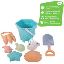 WOOPIE GREEN Sand Set in a Bucket 8 pcs. BIODEGRADABLE ORGANIC MATERIAL
