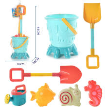 WOOPIE Sand Bucket Set with Molds, Shovels, and Watering Can - 7 pieces