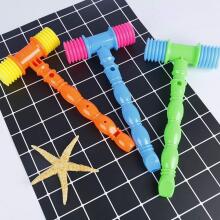 Kidsworld Amur Art.277514 Bērnu āmurs ar pīkstuli,1 gab