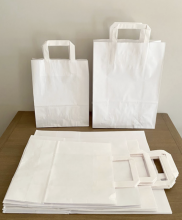 Basic S White Paper Bag Art.P50902 Balts maisiņš ar rokturiem 19 x 8 x 25 cm