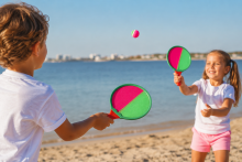 I-Toys Catch Ball 2 in1 Art.278524 A racket and ball set for outdoor play