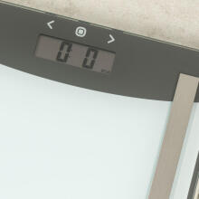 Salter 9137 SVWH3REU16 Silver White Glass Analyser Scale