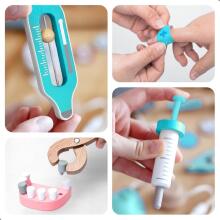 Bebe Basic Deluxe Wooden Doctor Set  Art.283923 Drosmīgā ārsta komplekts