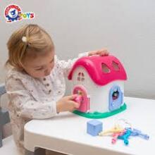 Technok House Art.6740 Attīstoša mājiņa ar figūriņām un atverēm dažādām formām