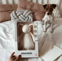 Moonie 2.0 Humming Bunny Art.285923 Cream  Bērnu miega nakts lampiņa Zaķītis  0+ mēn.
