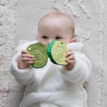 vOil Carol Teether Toy Art.286825 Cucumber Прорезыватель для зубов  (натуральный каучук)