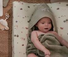Little Dutch Hooded Towel  Art.TE50695022 Little Farm  Детское Полотенце после купания с капюшоном 75x75см
