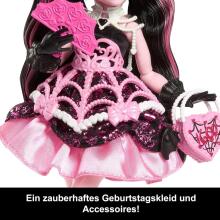 Monster High Scary Sweet Birthday – Draculaura Doll in Pink Party Dress with Accessories