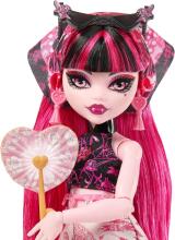 Monster High Skulltimate Secrets: Destination Gore-geous Oasis – Дракулаура с аксессуарами