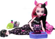 Monster High Creepover Party – Дракулаура с питомцем Count Fabulous и аксессуарами для пижамной вечеринки