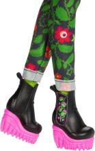 Monster High Fearbook Venus McFlytrap – zemes kluba lelle ar dārzkopības aksesuāriem