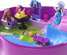 Polly Pocket x Monster High Portable Playset – School World with 3 Mini Dolls & 10 Accessories