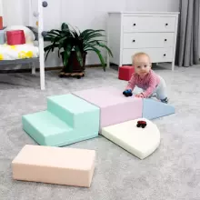 Corner Climber – mīksts rotaļu kāpšanas un kustību komplekts bērniem