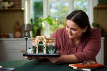LEGO Ikonas Francūžu Kafejnīca