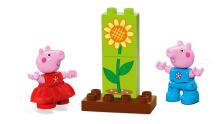 LEGO DUPLO Peppa Pig Dārzs un Koka Māja