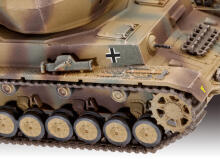 Revell пластиковая модель Flakpanzer IV Wirbelwind (2 см Flak 38) 1:72