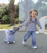 Stokke Parent-Child Travel Kids Luggage Art.296469 Coral Pink Čemodāniņš-sēdeklis ar riteņiem 3in1