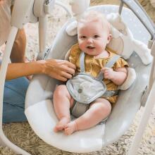 Ingenuity Comfort 2 Go Portable Baby Swing Art.296542 Endless Bloom Кресло-качалка с мелодиями