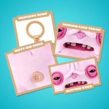 Fuggler Alley Cat Keyring Art.299879 atslēgu piekariņu sērija : Smieklīga, neglīta monstra plīša kolekcionējama rotaļlieta RANDOM,1 gab