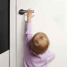 Safety Door Handle Art.68944 многоразовый замок для детской дверной ручки, самоклеящийся,1 шт