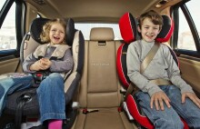 Besafe'15 Izi Up X3 Art.512164 Fresh Black Cab  Bērnu Autokrēsls (autosēdeklis)