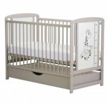 Bocian Kids Timmi Art.73245 Grey Bērnu kokā gultiņa ar veļas kasti 120x60cm