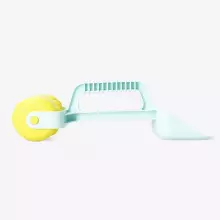 Bebe Basic Sand Toys Art.77404 Pludmales rotaļu lāpstiņa ar rullīti