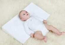 La bebe™ Klin Antireflux Art.81127 Small pillow from foam rubber, with a pillowcase