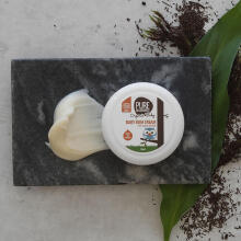 Pure Beginnings Bum Cream Art.91486  Многофункциональный крем от красных пятен, опрелостей, укусов насекомых и т. д. с органическим экстрактом хлебного дерева,  50 мл