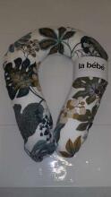 La Bebe™ Snug Cotton Nursing Maternity Pillow Art.2518 Spring Bud Подковка для сна, кормления малыша 20x70см